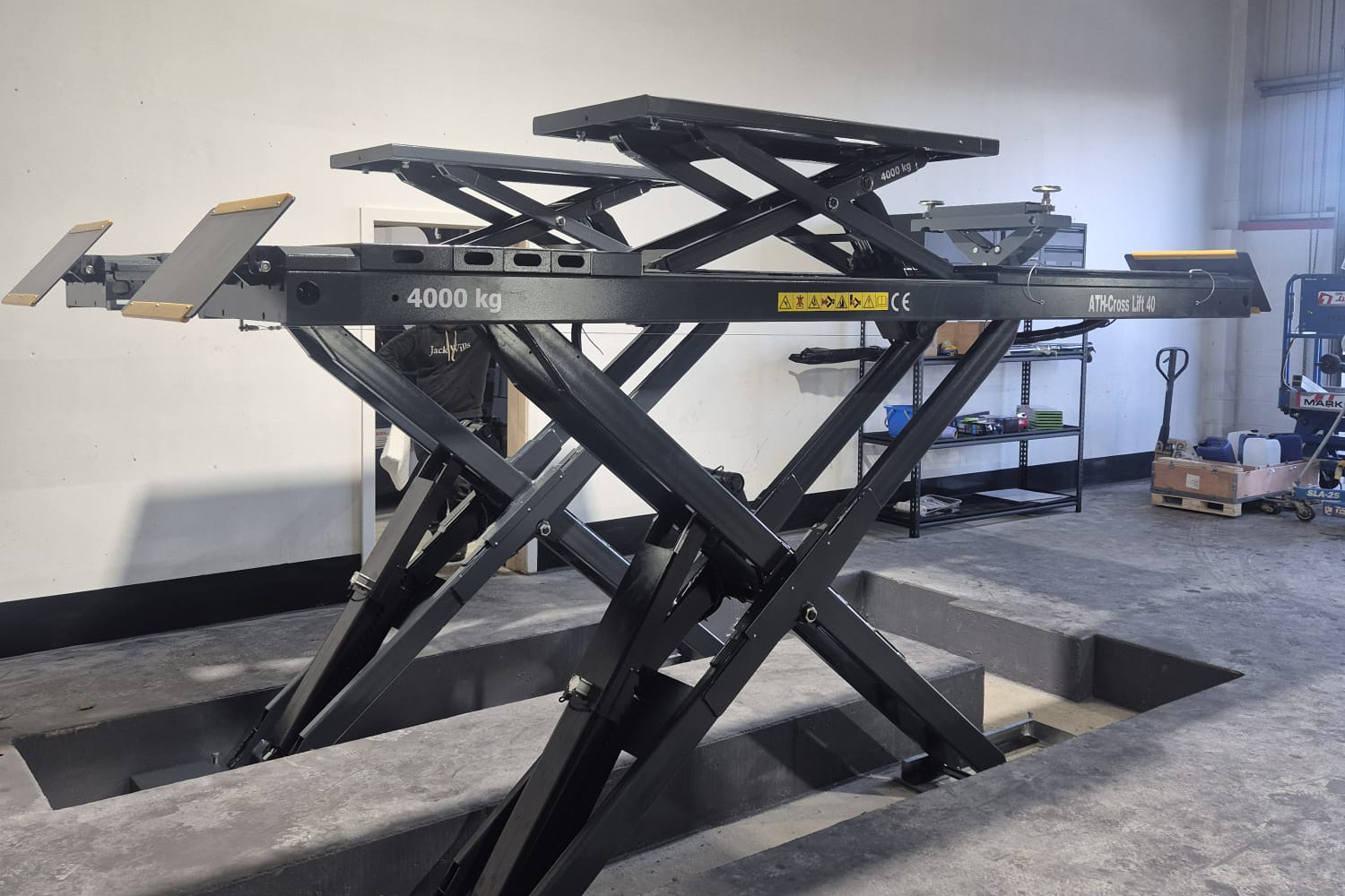 Choosing the Right Scissor Lift for Cars and Vans | Garage Equipment UK